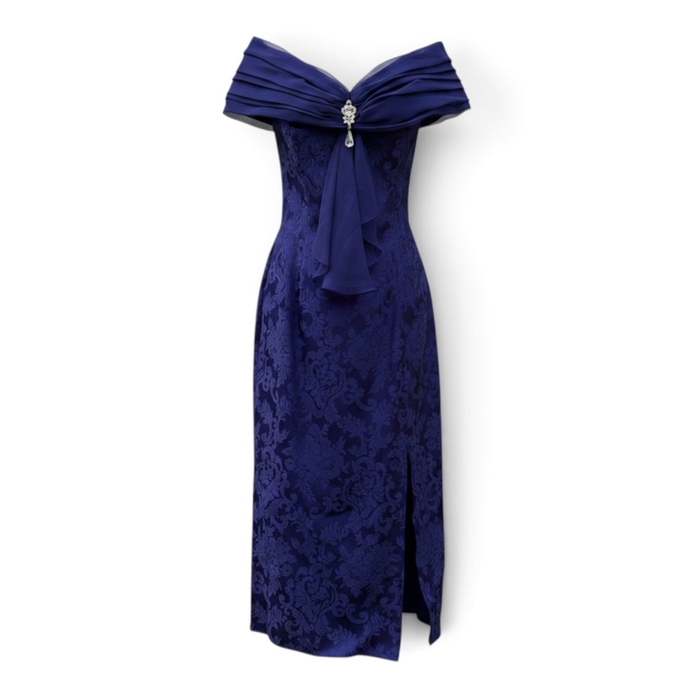 Jessica McClintock Bridal Vintage 9/10 Purple Jacquard Gown Brooch Slit